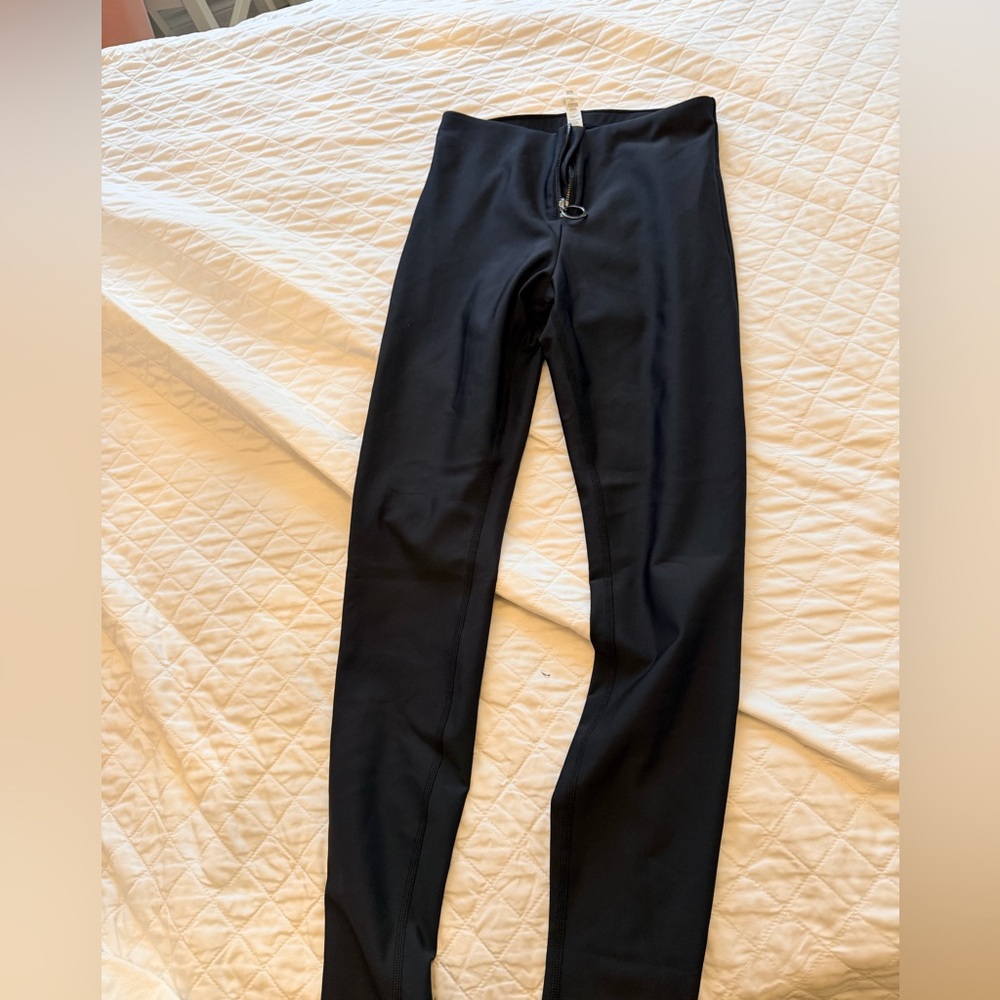 Alo Black High-Waist  Leggings